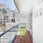 Group Blue&white Apartament *