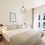 Group Blue&white Apartament *