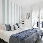 Group Blue&white * Sitges