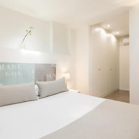 Apartment Group Blue&white *