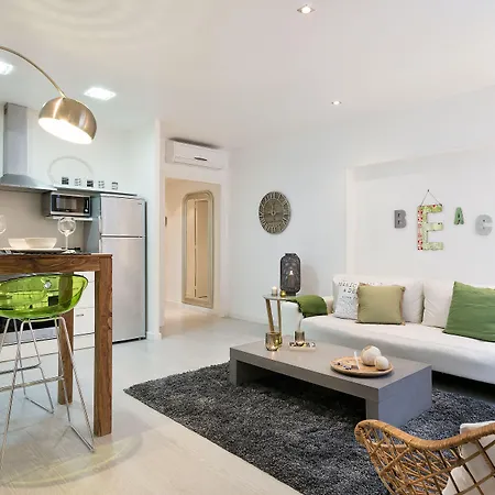 Apartment Group Blue&white