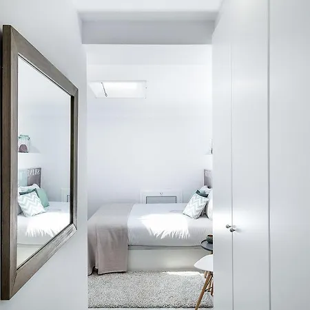 Apartment Group Blue&white *
