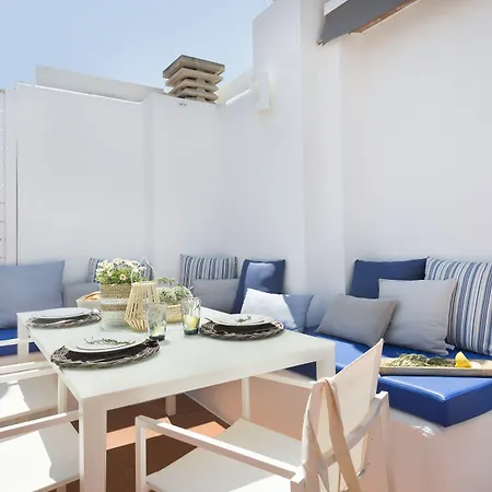 Διαμέρισμα Group Blue&white